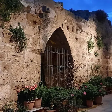 Veneris 2-bedroom In Chania Appartement *