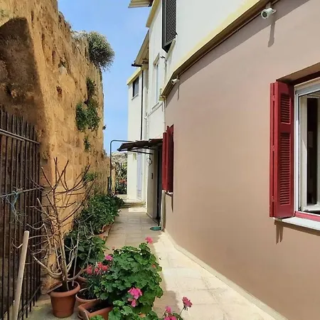 Veneris 2-bedroom In Chania * Chania (Crete)
