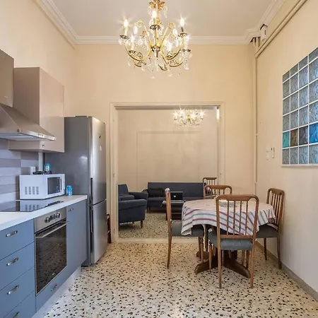 4 Guests - Veneris In Chania Apartment