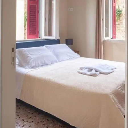 4 Guests - Veneris In Chania Apartment