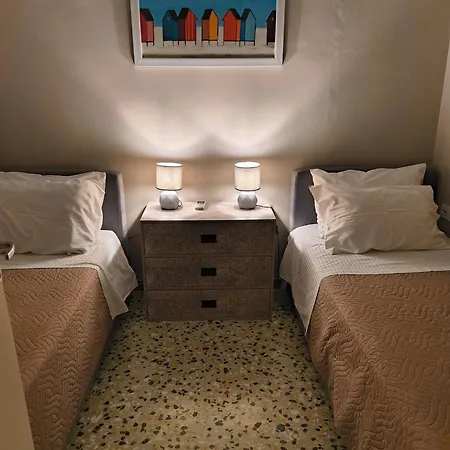 4 Guests - Veneris In Chania Apartment
