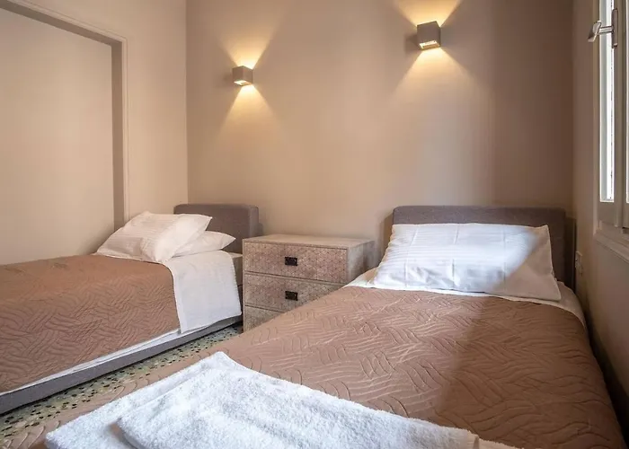 4 Guests - Veneris In Chania Appartamento