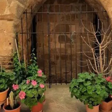 4 Guests - Veneris In Chania